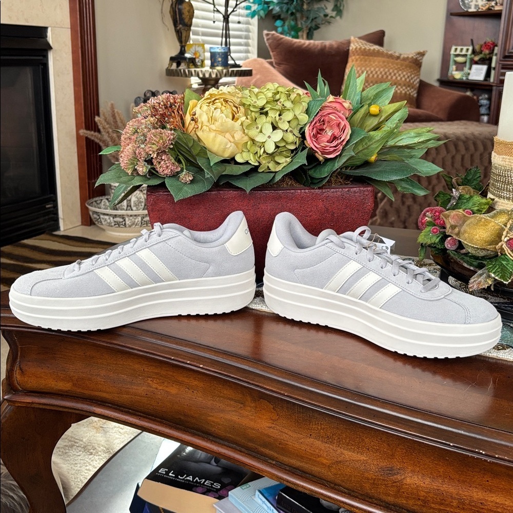 Brand New Adidas VL Court Bold Sneakers Lace Up Skateboarding Platform 3-Stripe - Picture 13 of 16